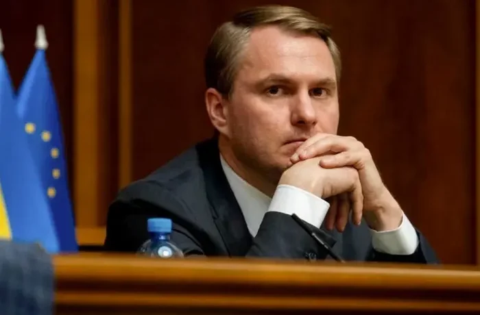 Кравченко заявив про тиск на депутатів перед голосуванням за його звільнення