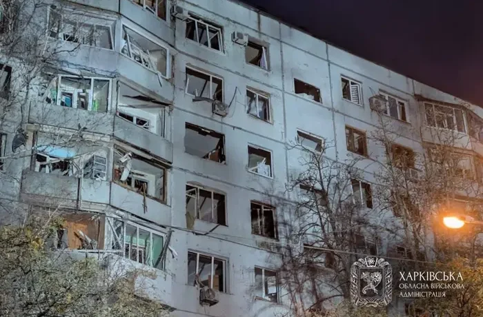 Серед постраждалих – вісім дітей. З’явилися фото наслідків удару по Харкову
