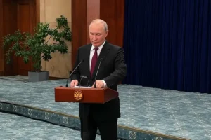 «Переговори зараз заморожені»: Путін зробив заяву про Україну