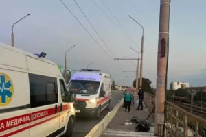У Тернополі загинув 13-річний хлопець внаслідок падіння з електросамоката