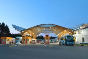 Польща пришвидшить рух транспорту на кордоні з Україною