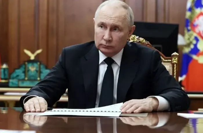 Партія Путіна програла на більшості закордонних дільниць – результати голосування