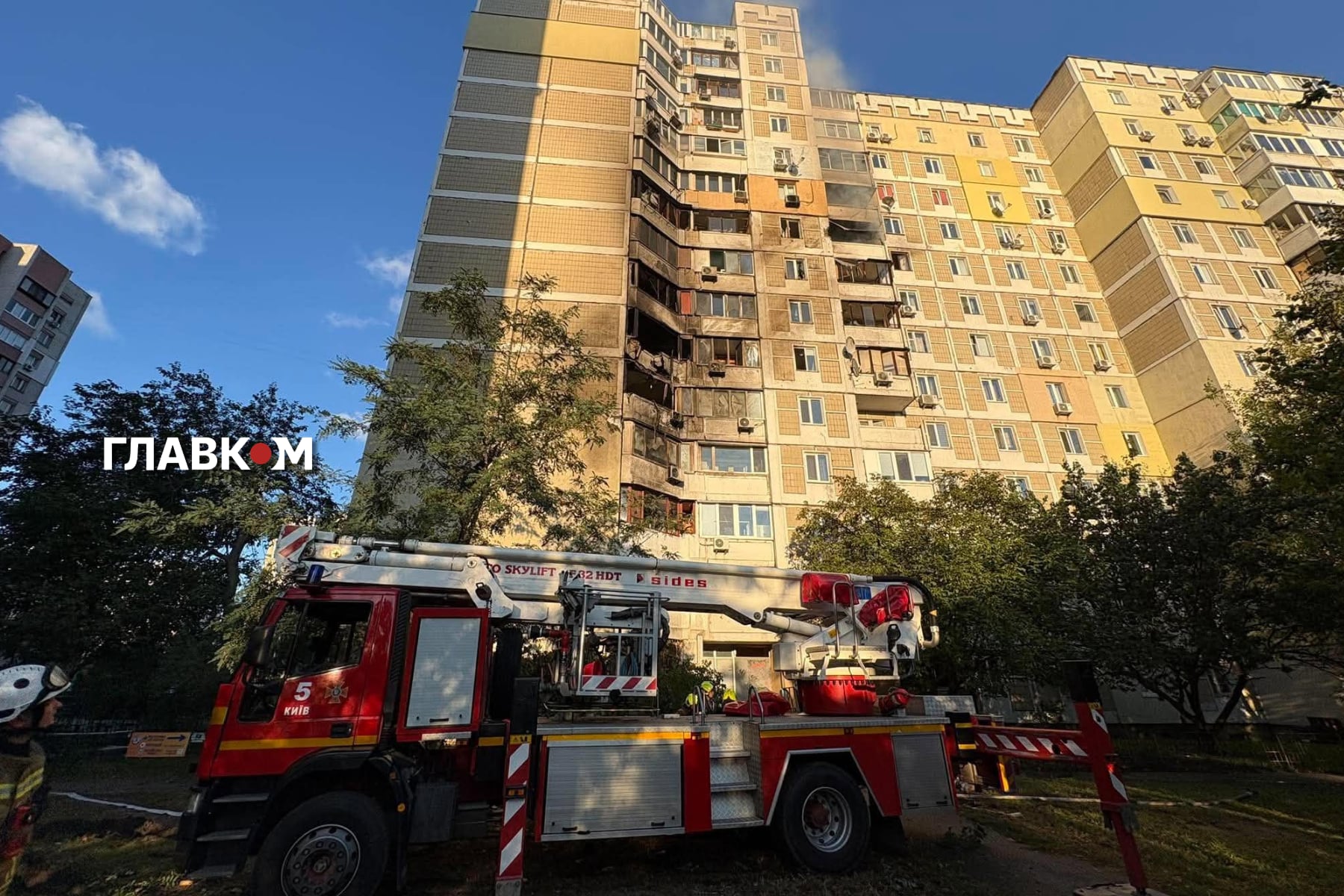 РФ атакувала дронами різні райони Києва: що відомо про наслідки фото 1
