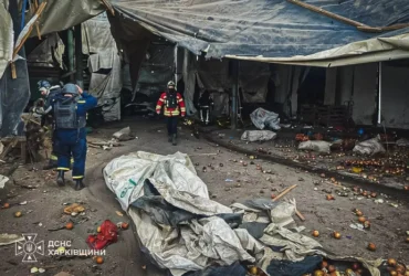 Росіяни вдарили по агропідприємству на Харківщині, загинули шестеро людей