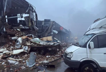 У Києві через обстріл знищено відділення та пошкоджено депо «Нової пошти»