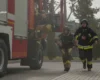Російський дрон влучив у супермаркет на Київщині, під завалами можуть бути люди