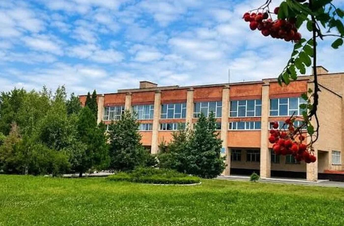 В одному з ліцеїв Хмельниччини виявлено туберкульоз? Реакція соцмереж та директорки закладу