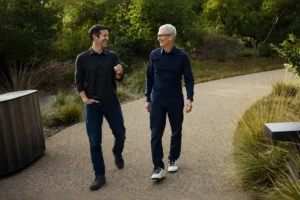 Тім Кук завершив 15-річне керівництво Apple: що змінилося