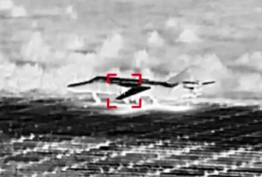 Розвідка уразила російський літак у Криму (відео)