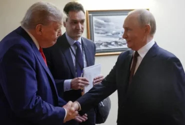 Експосол України у США розкрила прохання Путіна до Трампа перед 9 травня