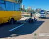 На Броварському проспекті в ДТП за участю автобуса загинув мотоцикліст
