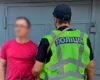 Військовий з трофейним автоматом погрожував перехожому в Києві: деталі затримання
