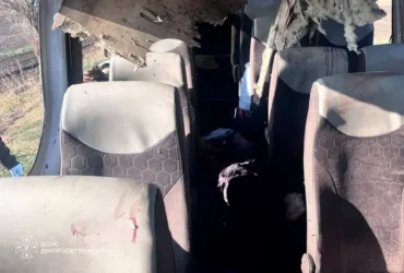 Удар по рейсовому автобусу на Нікопольщині. Президент зробив заяву