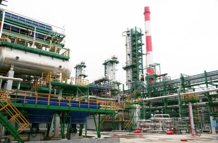 Ярославський НПЗ зупинив переробку нафти після атаки дронів