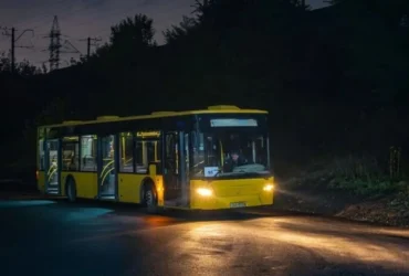 У Києві вночі курсуватимуть автобуси від Центрального вокзалу: схеми та графік