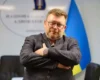 Місяць відмовився від мандата народного депутата