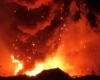 На Київщині спалахнула масштабна пожежа після атаки дронів – ЗМІ