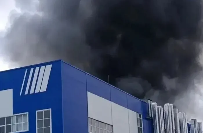У Пермі спалахнув один із провідних заводів ракетно-космічної галузі РФ