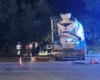 На Київщині бетонозмішувач зіткнувся з легковим авто, загинули двоє людей (фото)