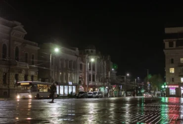 Російський дрон влучив у багатоповерхівку в Кропивницькому
