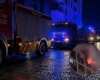 У Києві пожежа охопила багатоповерхівку: чути крики про допомогу