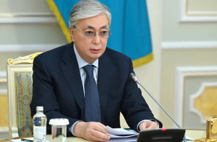 Президент Казахстану назвав Путіна прийнятною постаттю «для всього світу»