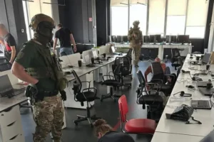 В Україні запровадили кримінальну відповідальність за шахрайські колцентри