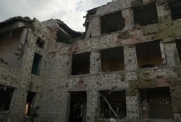 Росія вдарила по школі у Сумах, коли там перебували діти