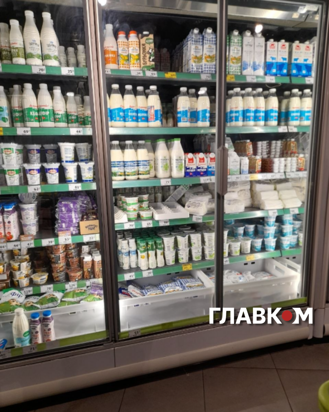 Молочні продукти в АТБ у центрі столиці
