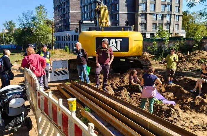 Екснардеп закликав не блокувати теплотрасу на Теремках і потрапив у скандал
