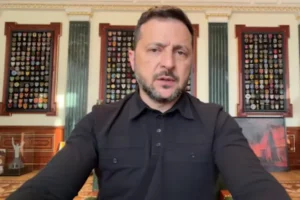 Україна припинить повітряні удари по РФ на час візиту представників Трампа – Зеленський