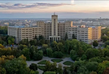 Дочка Кушнарьова знову очолила Університет Каразіна: реакція соцмереж