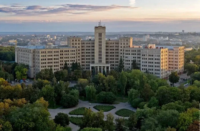 Дочка Кушнарьова знову очолила Університет Каразіна: реакція соцмереж