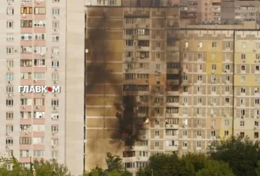 У Києві дрон влучив у багатоповерхівку