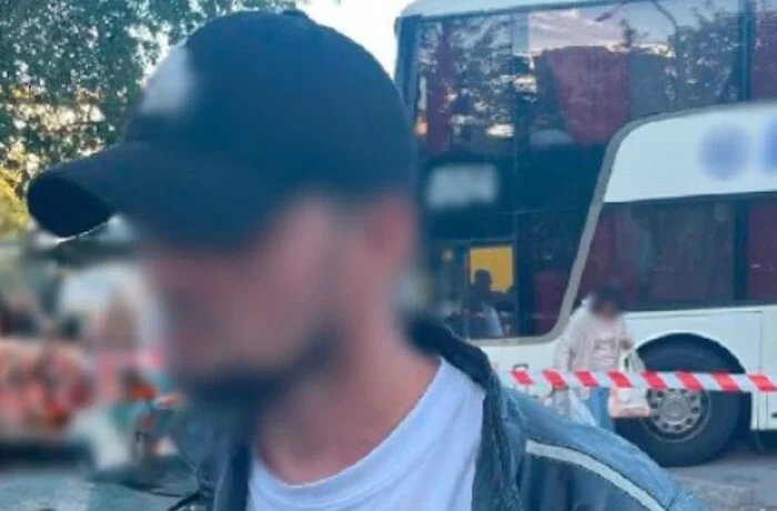 На одній зі столичних автостанцій поліція затримала чоловіка з гранатою