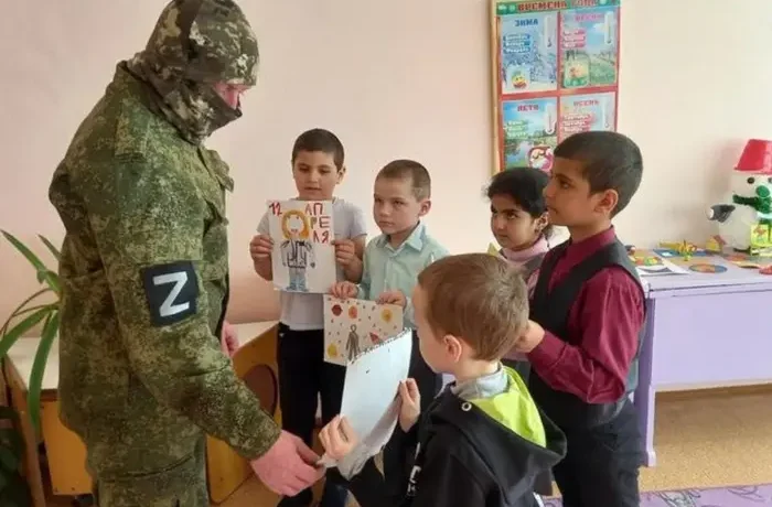 Росія забрала гроші у сиріт і пенсіонерів заради виплат військовим – ЗМІ