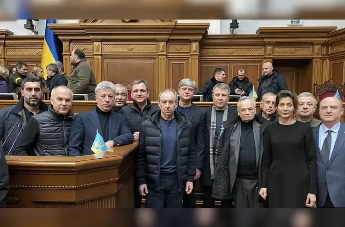 Проросійські депутати у місцевих радах. Чому Верховна Рада оберігає «ждунів»?