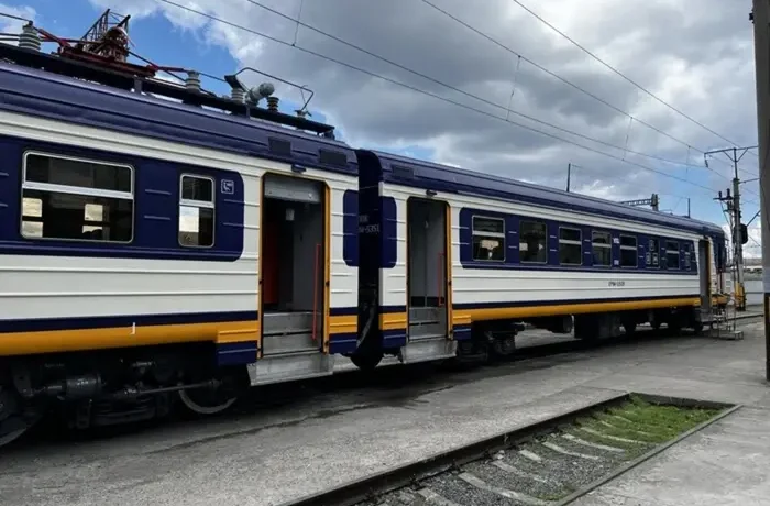 «Укрзалізниця» пояснила нові правила руху потягів під час тривог