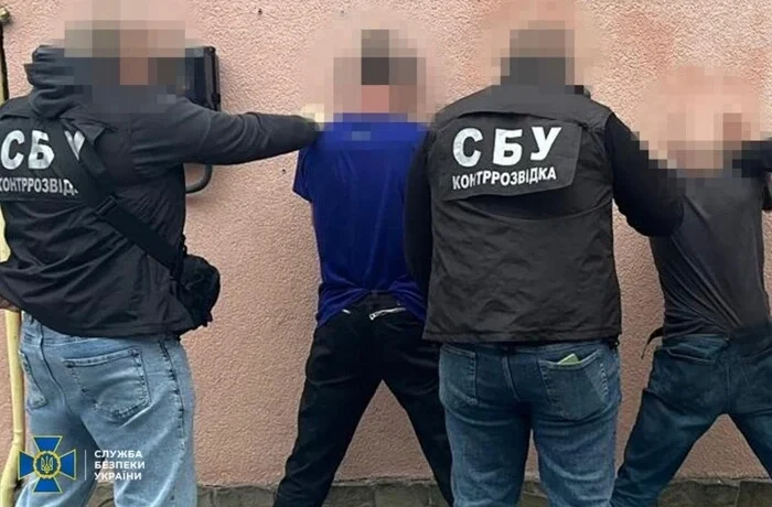 Затримано чоловіків, які підірвали вибухівку біля ТЦК на Львівщині