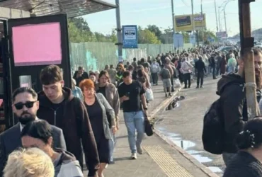 Київ охопив транспортний колапс на тлі тривалої тривоги