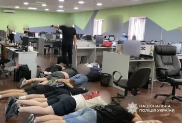 Посадовець Офісу генпрокурора «кришував» мережу шахрайських кол-центрів – слідство