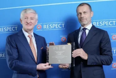 Український мільярдер отримав нагороду від УЄФА за розвиток футболу