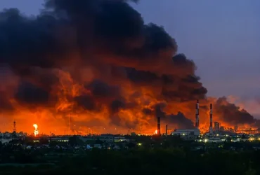 Генштаб повідомив про зупинку двох важливих нафтопереробних заводів РФ