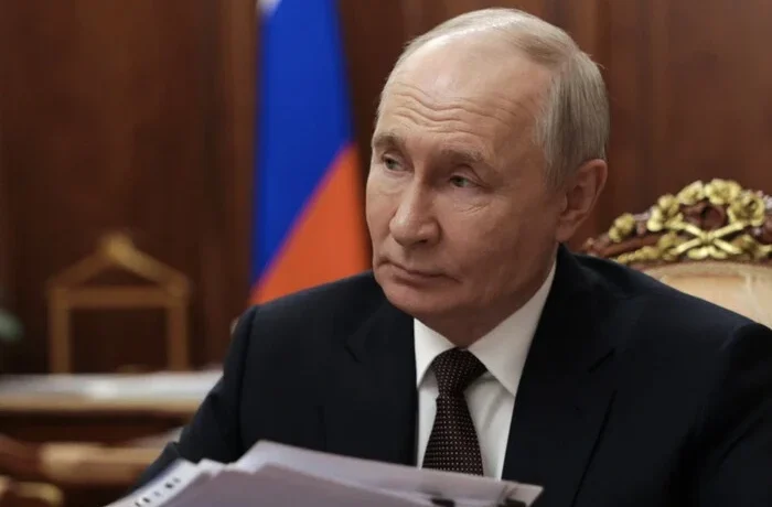 Путін наказав на три доби припинити удари по Києву