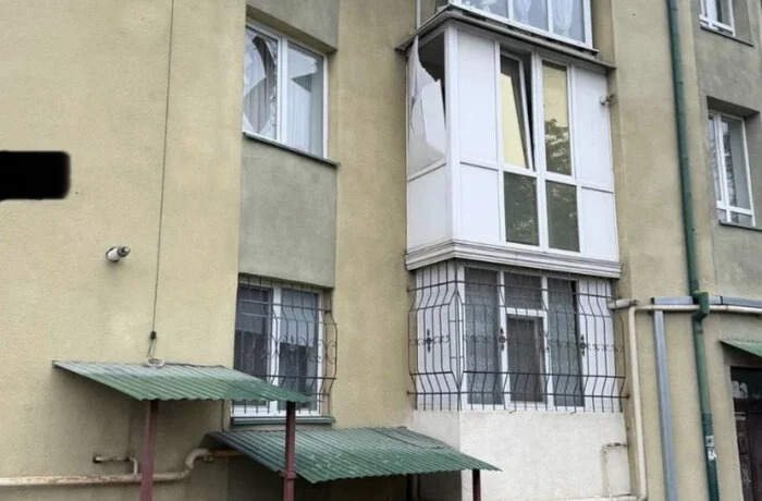 Атака Росії на Івано-Франківськ пошкодила житловий будинок