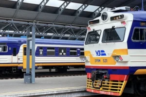 У Києві через підвищену повітряну загрозу зупинено рух City Express