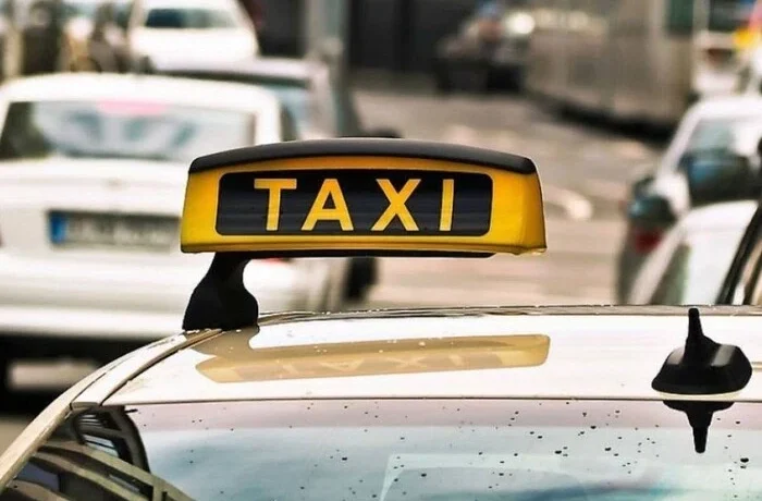 У Києві різко зросли ціни на таксі під час повітряної тривоги