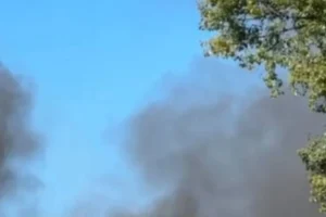 У Голосіївському районі Києва через атаку дрона пошкоджено будівлю, є постраждалі