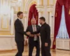 Посланці Трампа передали Зеленському оновлений мирний план: FT розповіли деталі