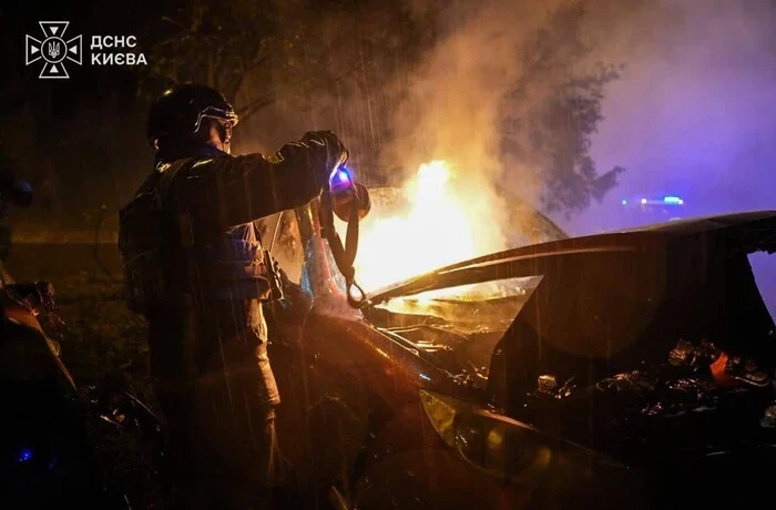 Росія атакувала Київ: двоє людей загинули, щонайменше восьмеро постраждали